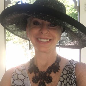 Meet your Posher, Diane